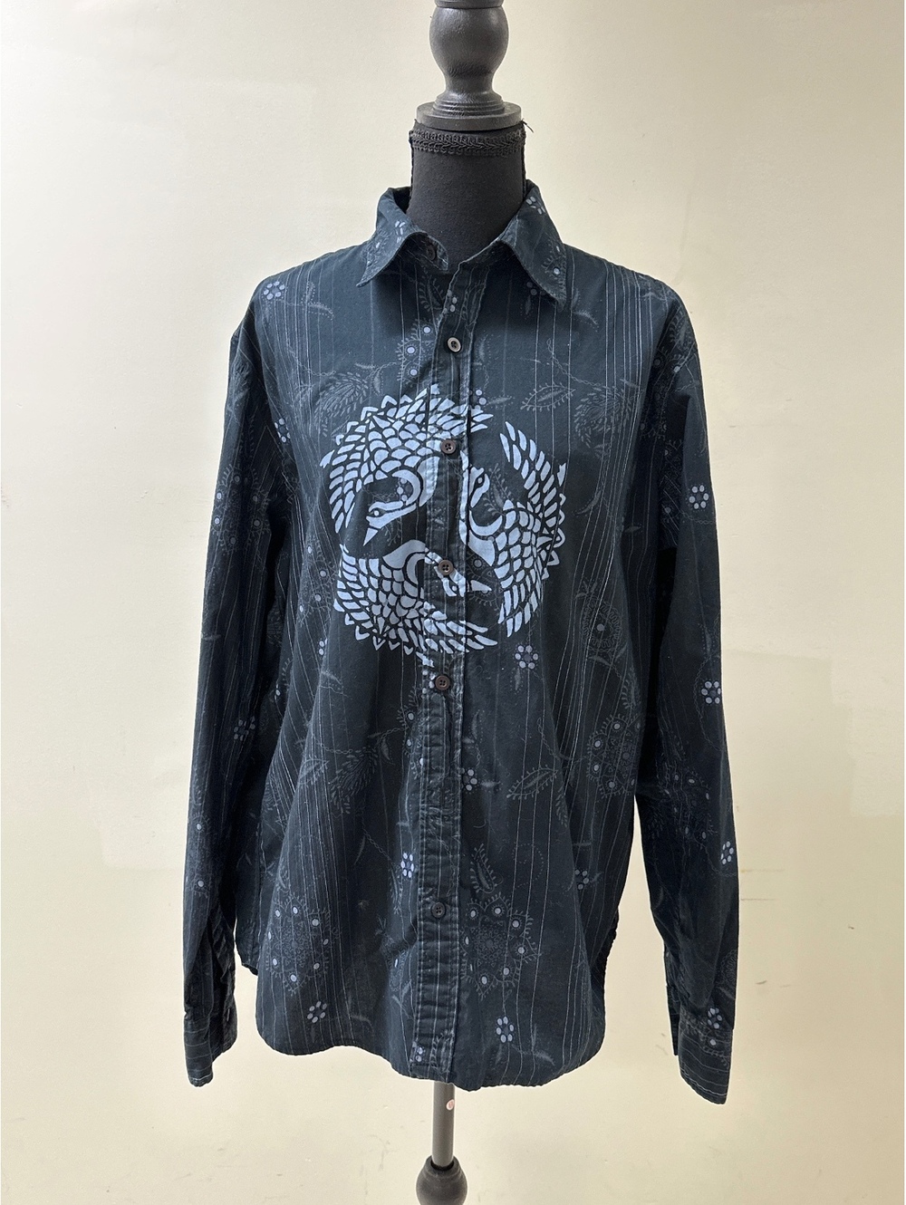 Rare Vintage Urban Renewal Dragon Shirt Medium Y2K